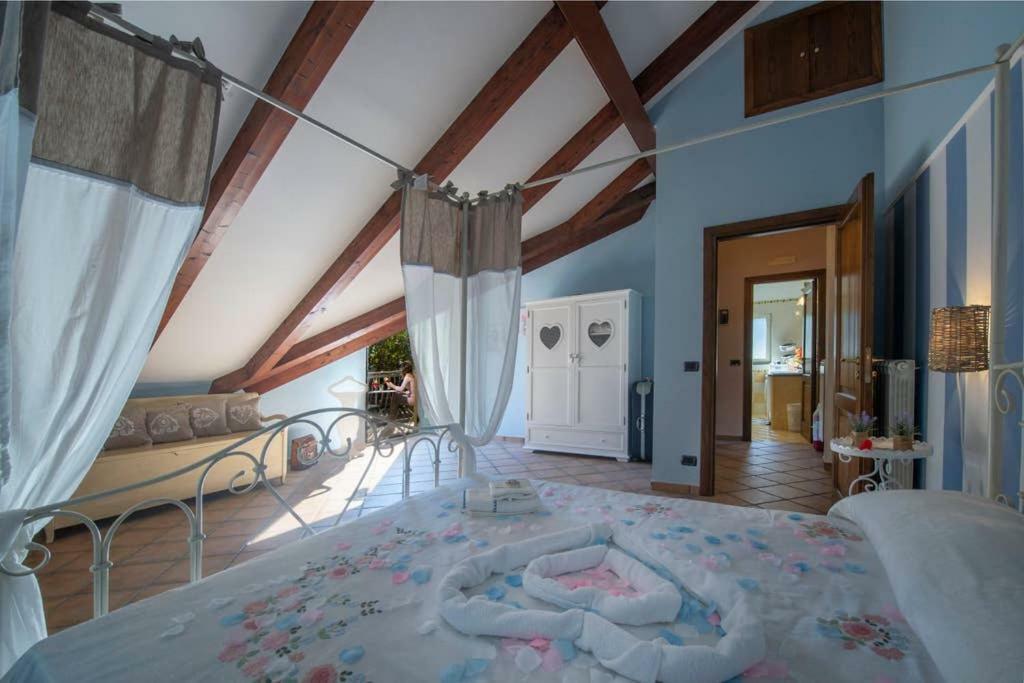Apartmán Mansarda Ciaciano Bomerano Exteriér fotografie